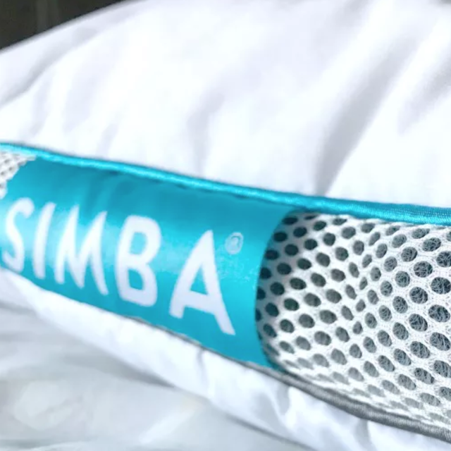 A review of the Simba Hybrid pillow, which can reduce neck pain at night. 