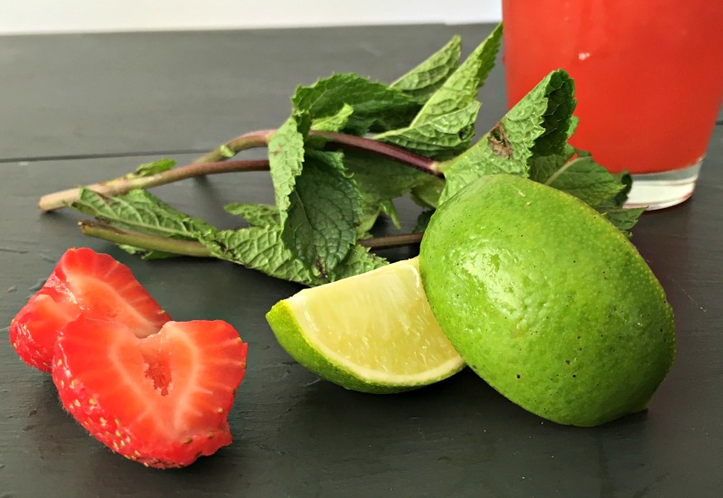 Strawberry mojito ingredients strawberries lime mint